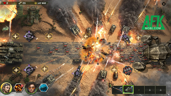 Phòng thủ trước các đợt sinh vật ngoài hành tinh tại game Legend TD: Epic Tower Defense 0