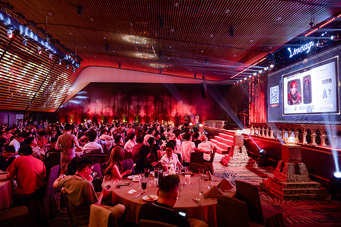 Lineage W được giới thiệu đầy ấn tượng tại showcase riêng, công bố ngày ra mắt chính thức 5